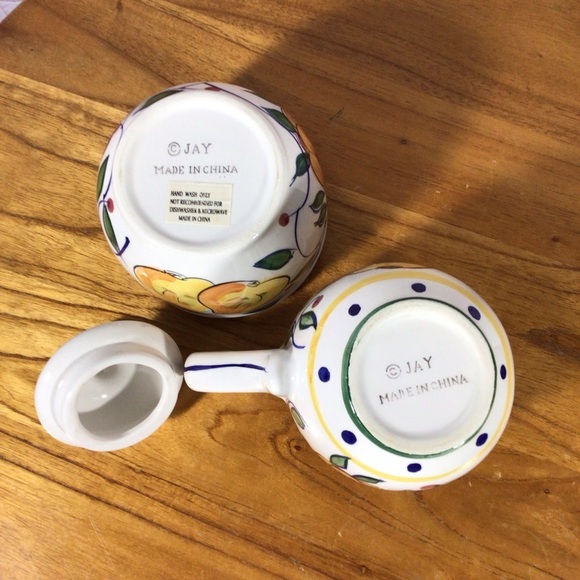 JAY Hand Painted Ceramic Sugar and Creamer Set - Picture 7 of 8